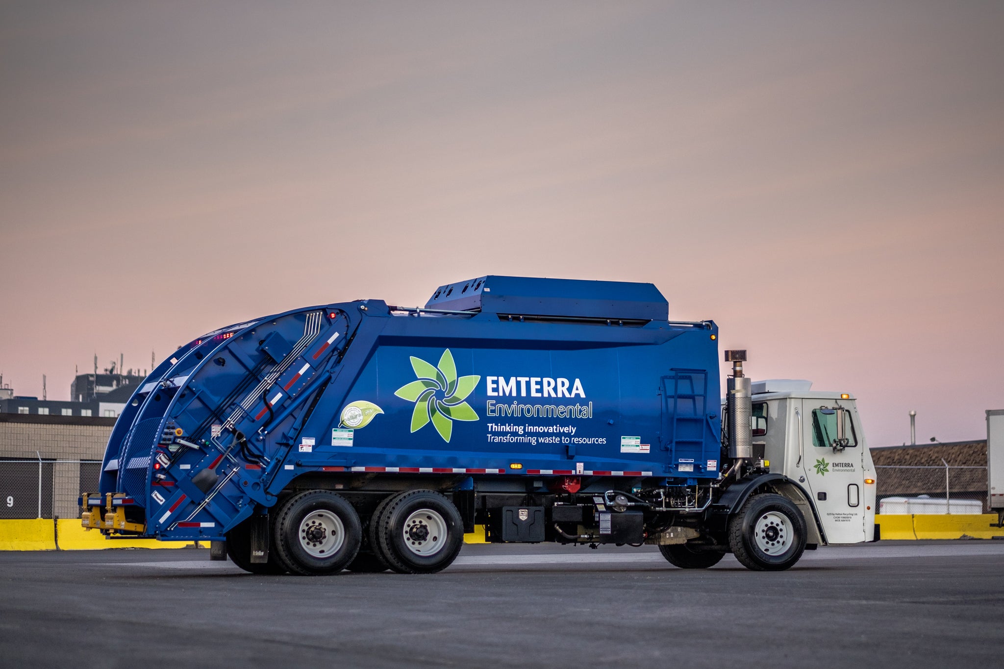 Emterra labour negotiations for waste collection in Peel Region