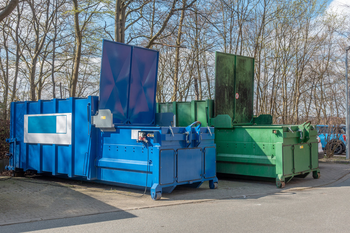 Compackter Commercial Compactor Rental & Service in Canada | Emterra